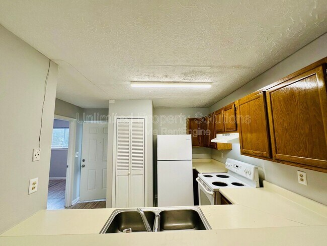 Foto del edificio - 207 Sunn Aire Ct