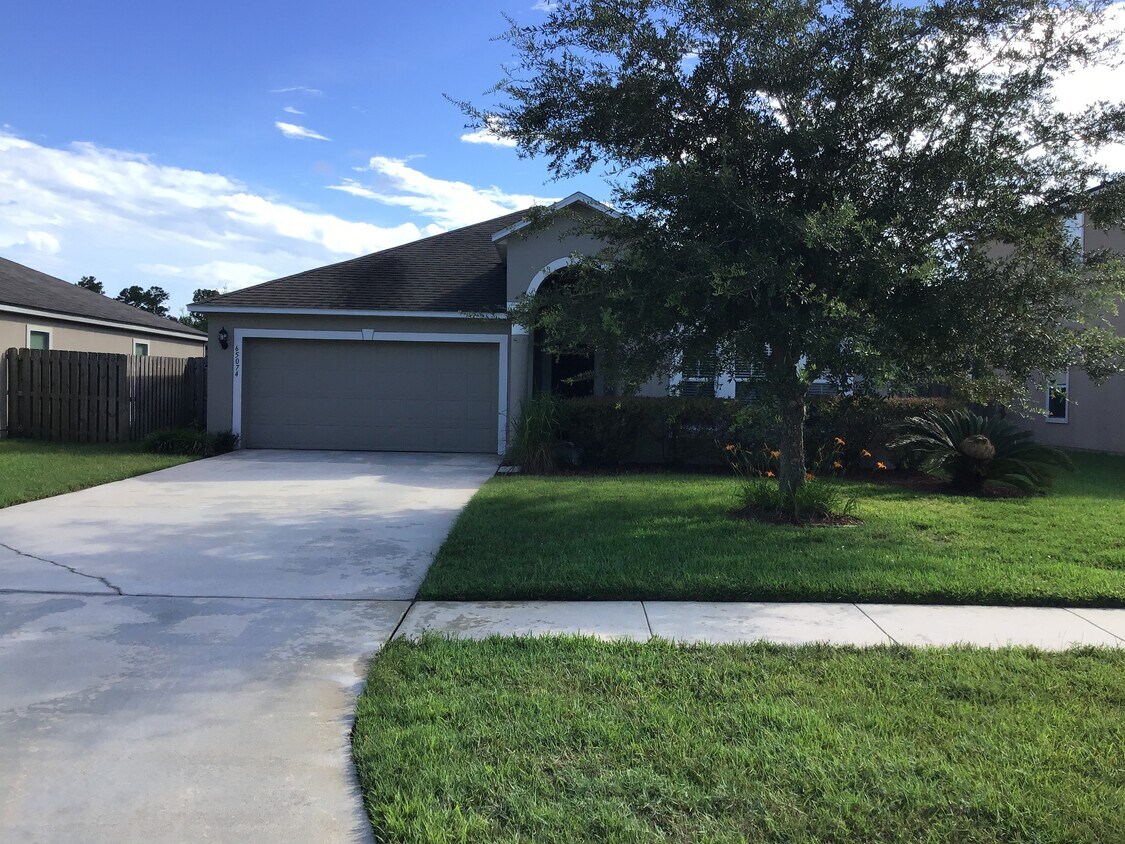 Foto principal - 65074 Lagoon Forest Dr