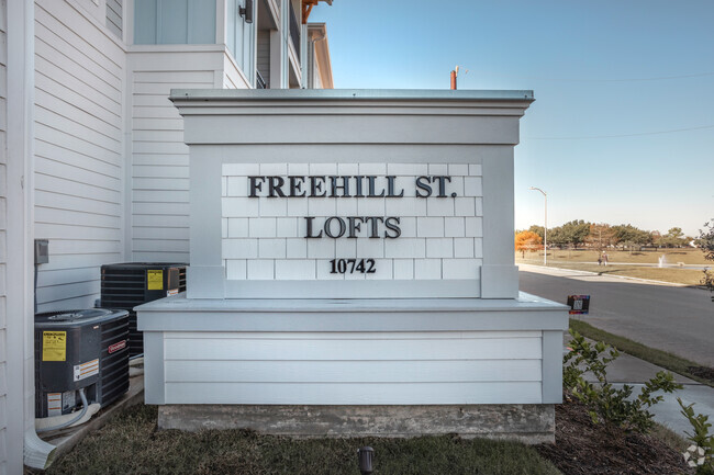 Signage at the Entrance - Freehill Street Lofts