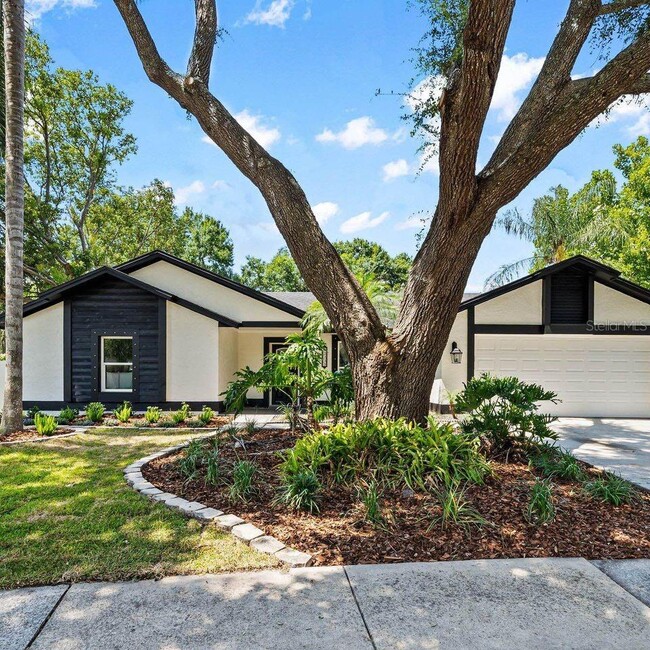Building Photo - 12335 Yellow Rose Cir