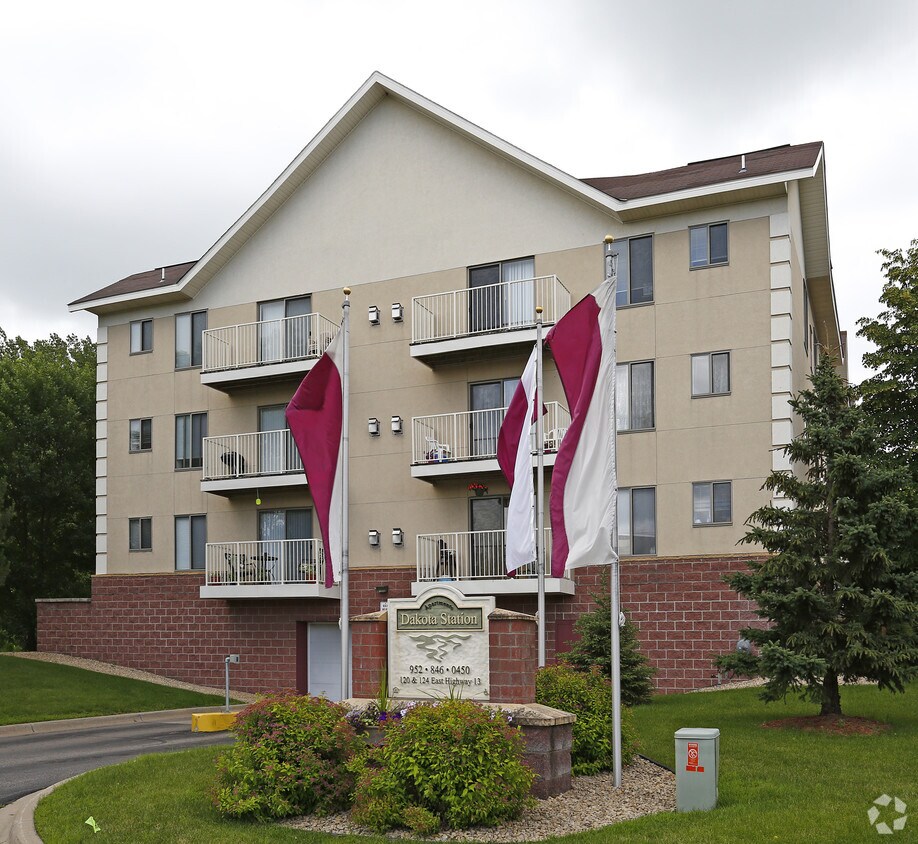 Dakota Station - 124 E Highway 13 E Burnsville, MN 55337