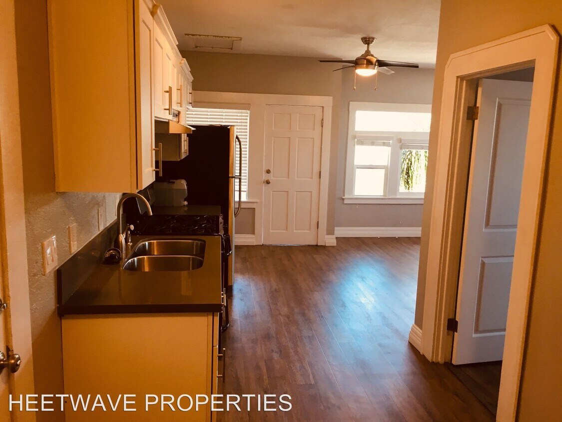 Primary Photo - 2262-2268 Market St