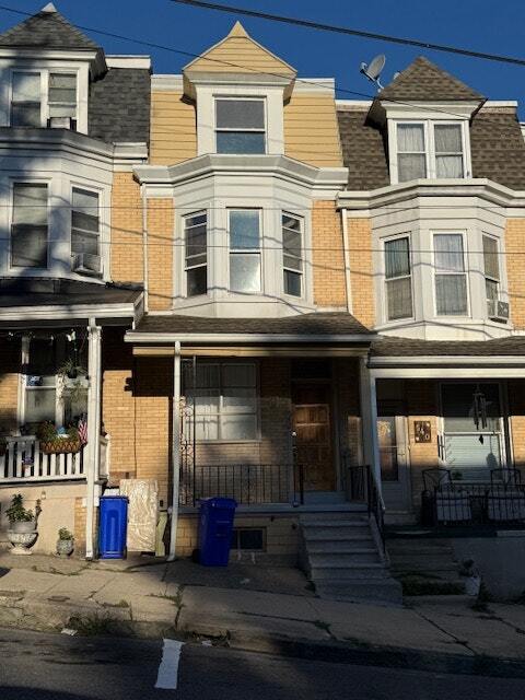 Foto principal - 542 S 16th St