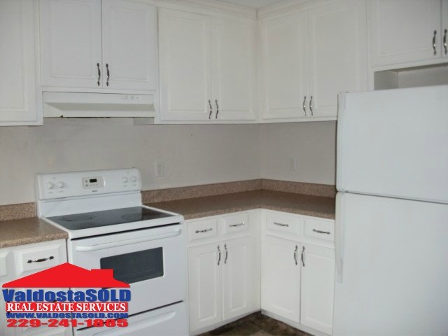 Photo - MILLTOWN APARTMENTS - 8