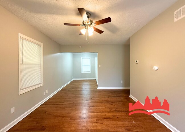 Foto del edificio - 3453 Madewell St