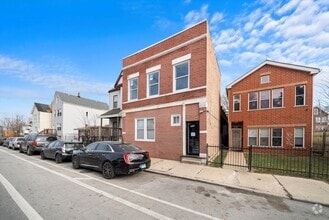 Building Photo - 5029 S Racine Ave