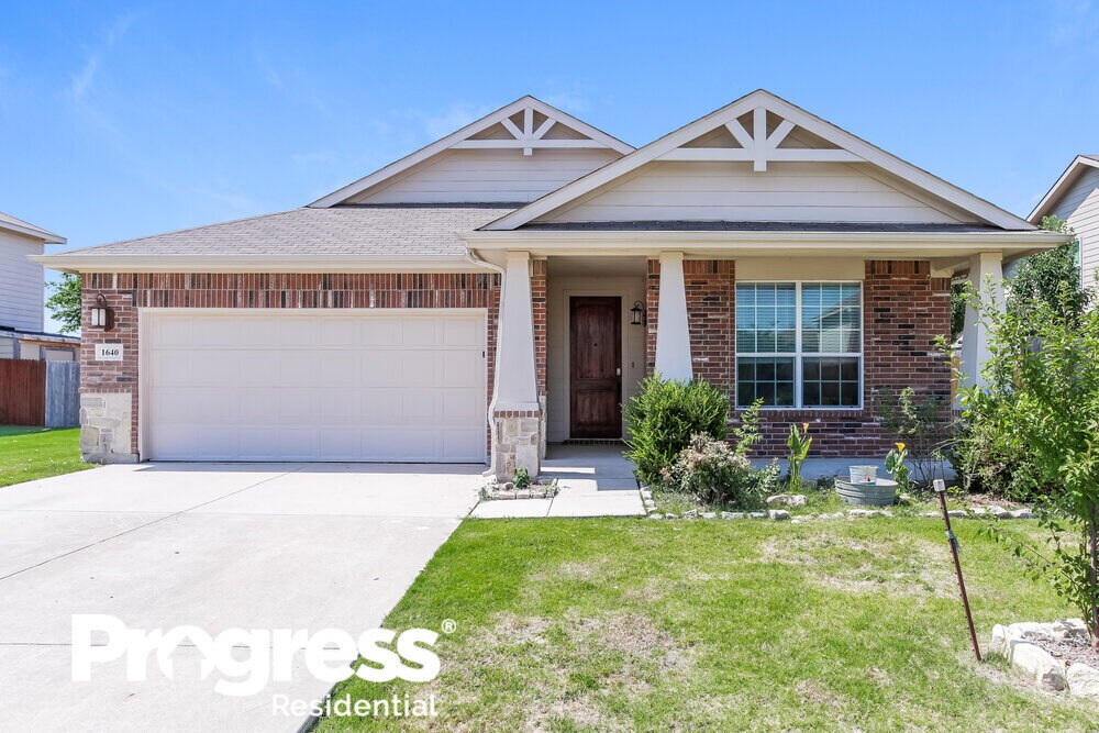 1640 Kawati Way, Krum, TX 76249 House Rental in Krum, TX