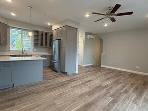 Building Photo - 3621 Sussex Dr