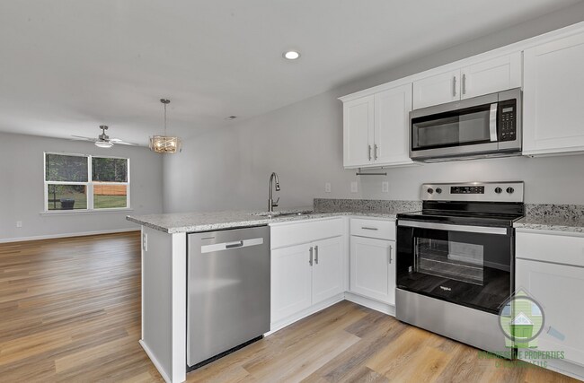 Foto del edificio - 4 Wofford Rd