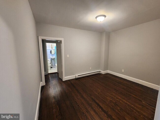 Foto del edificio - 1023 Chestnut Ave