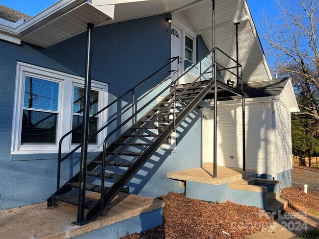 Foto del edificio - 415 19th St SW