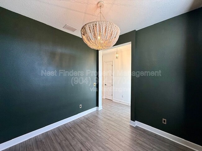 Foto del edificio - 119 Martha Ct.