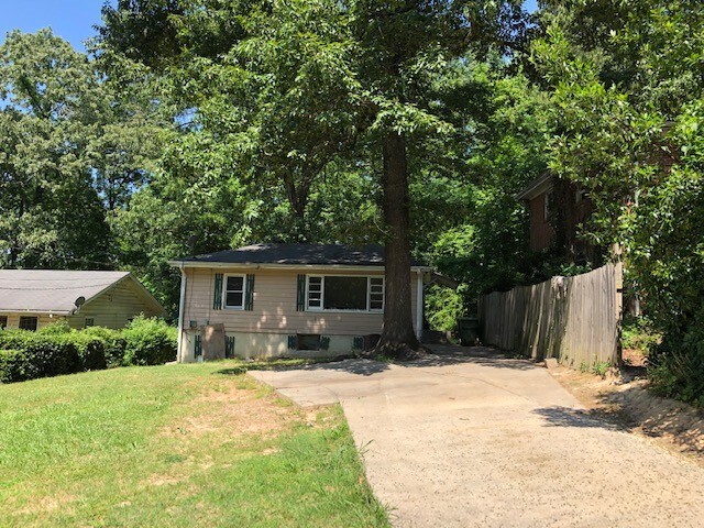 Primary Photo - 176 Stratford Dr NW