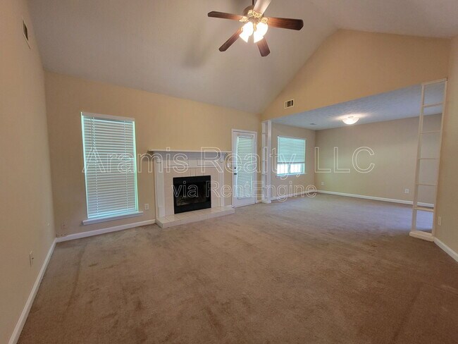 Foto del edificio - 735 Allen's Landing Dr SE