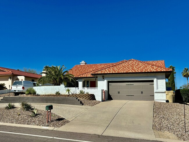 Foto del edificio - 14272 N Fountain Hills Blvd