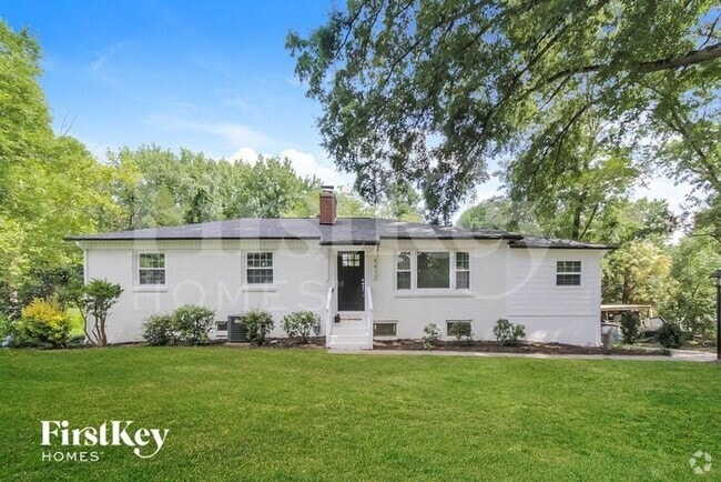 Building Photo - 5412 Hilltop Cir
