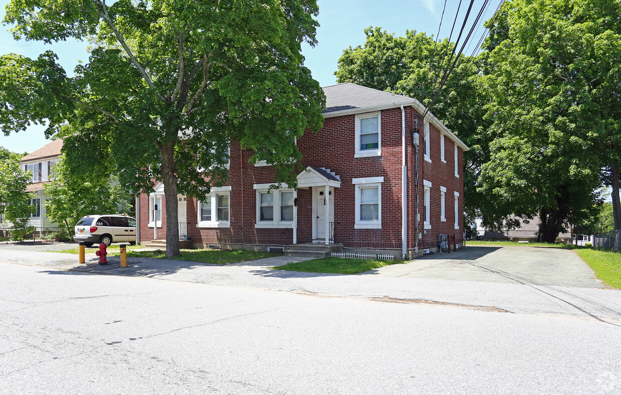 Building Photo - 113-119 Bright St