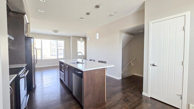 Building Photo - 552 Panatella Walk NW