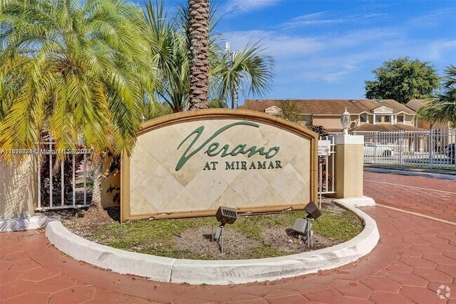 View of Miramar Park Loft Apartments for Rent - Miramar, FL - Updated Today ...