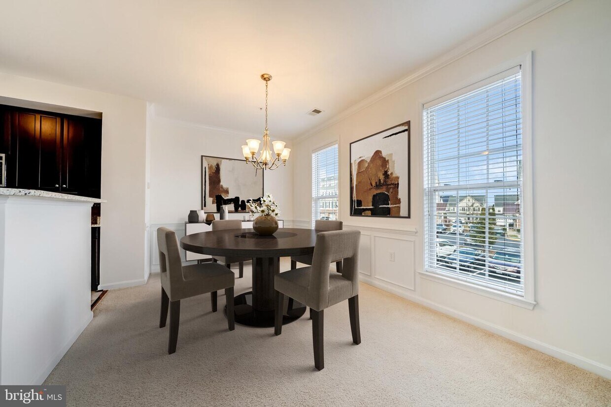 6801 Hampton Bay Ln, Gainesville, VA 20155 Townhome Rentals in