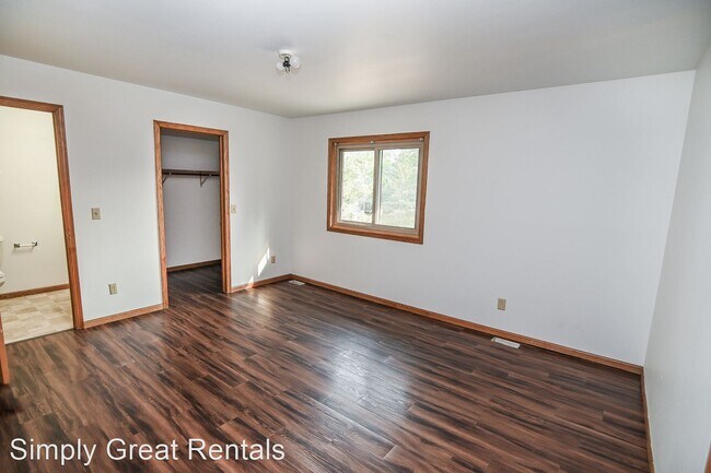 Building Photo - 3 br, 3 bath House - 2931 King James Way