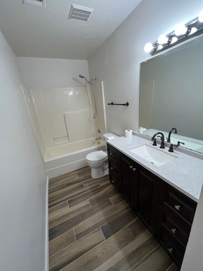 3 bed 2 bath home All Electric House Rental in Van Buren, AR