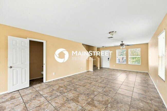 Building Photo - 3 Bedroom Pet-Friendly Home in San Antonio, TX with Main Street Renewal