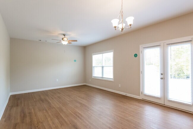 Foto del edificio - 22 Castlemoor Loop