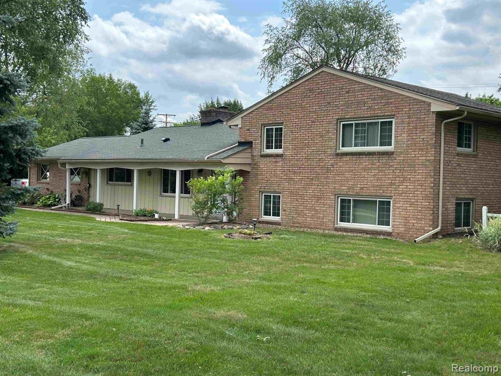 Foto principal - 5940 Burnham Rd