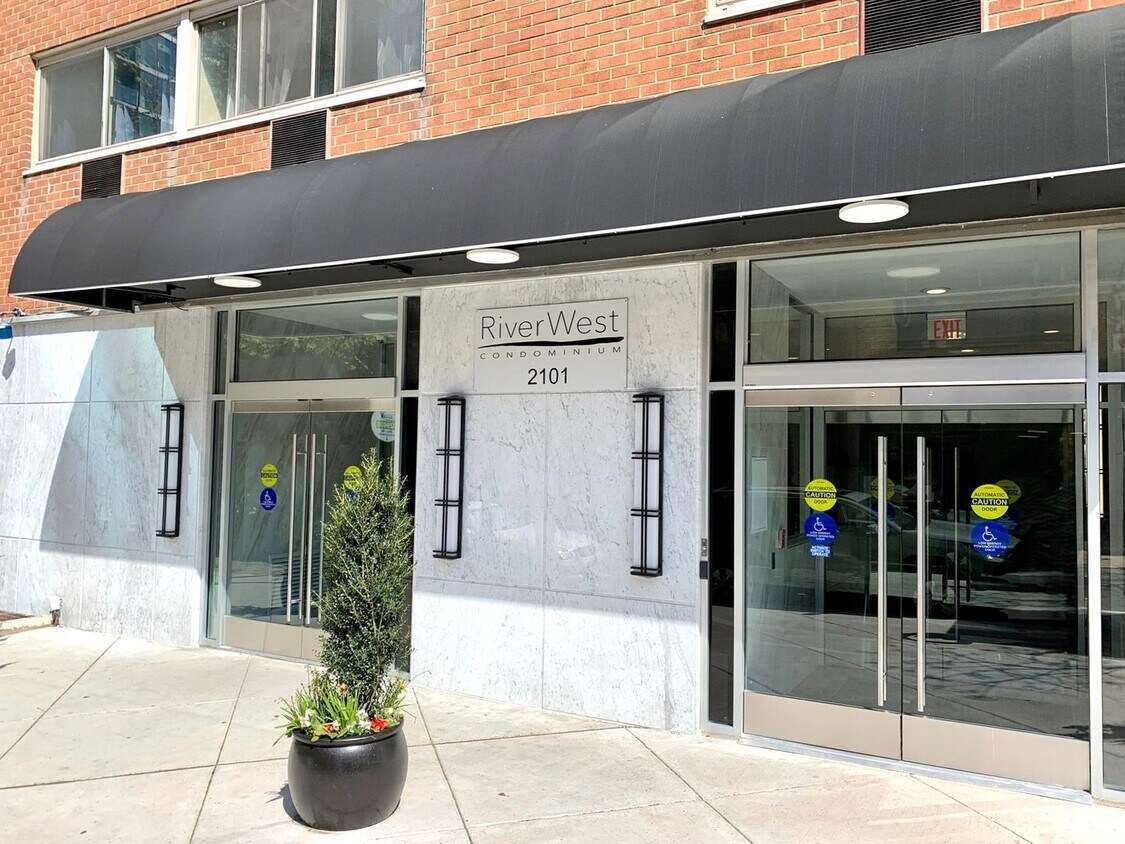 Luxurious 1-Bedroom Condo at RiverWest Con... - Luxurious 1-Bedroom Condo at RiverWest Con...