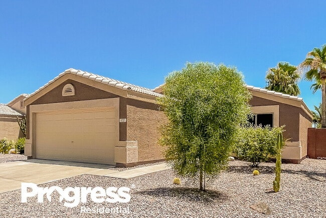 Building Photo - 1727 E Palo Blanco Way