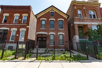 Building Photo - 2627 W Hirsch St