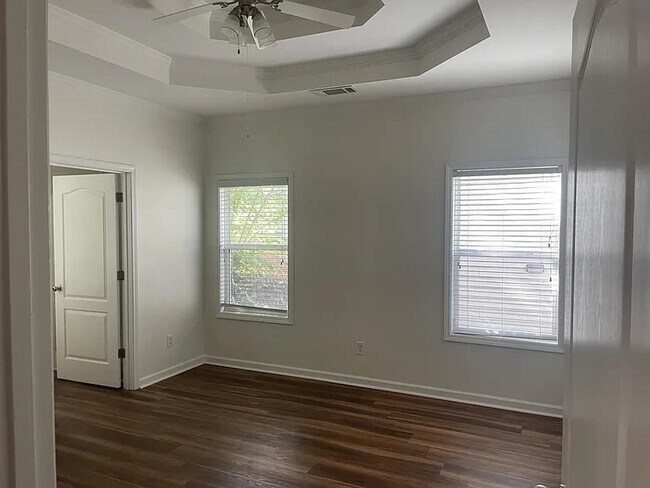 Foto del edificio - 263 Fern Walk