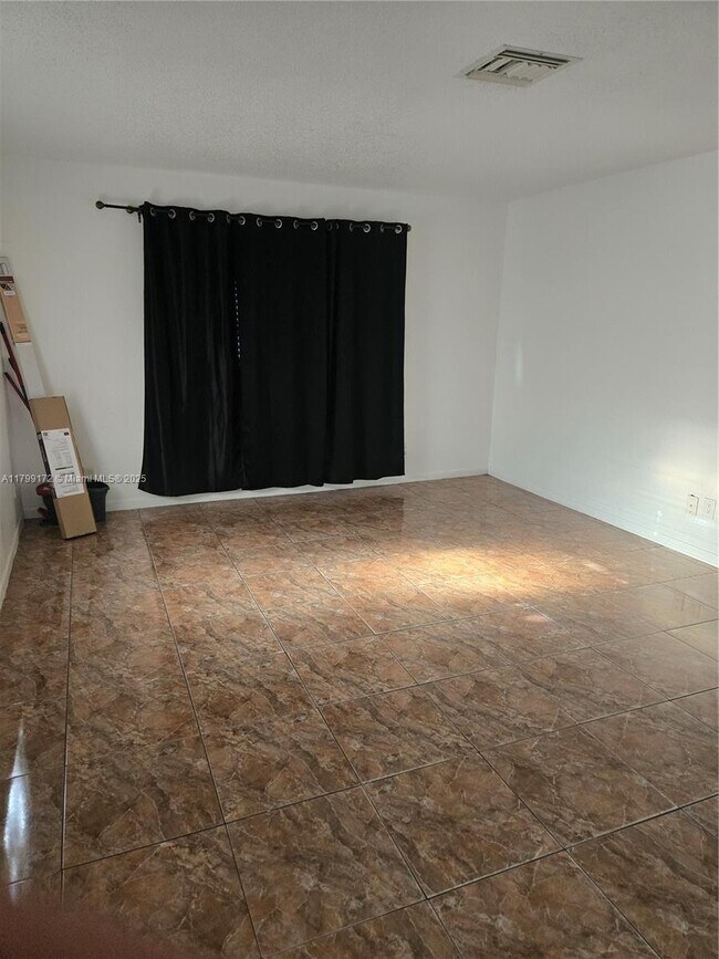 Foto del edificio - 2220 Garfield St