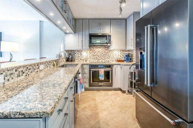 Foto del edificio - 1831 NE 38th St