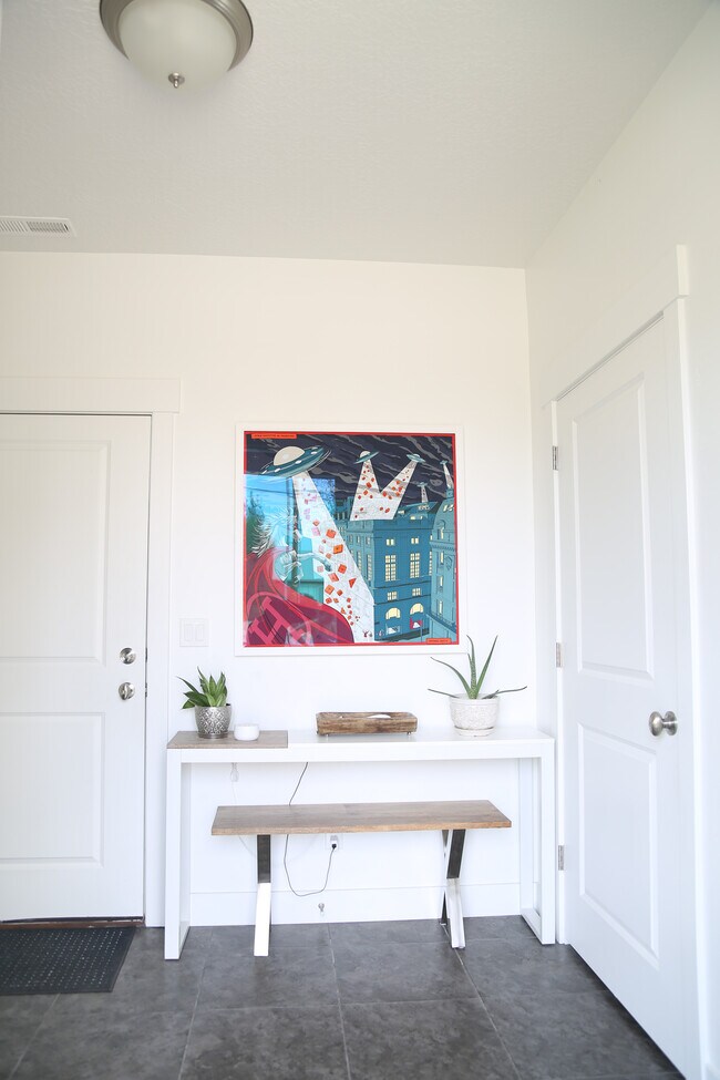 Entry Way - 11108 S Owen Ridge Way
