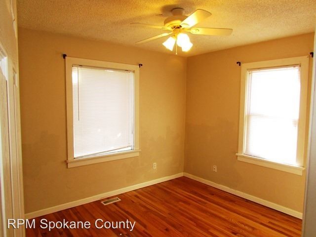 Building Photo - 111 E Longfellow Ave