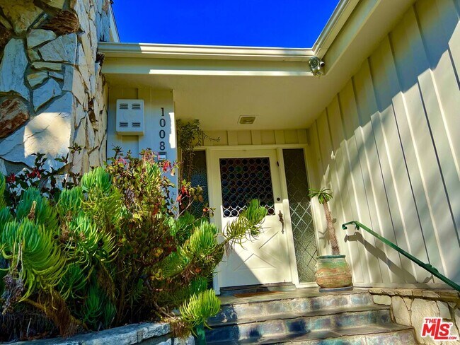 Foto del edificio - 1008 Westholme Ave