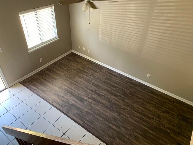 Foto del edificio - 2387 Sandpiper St
