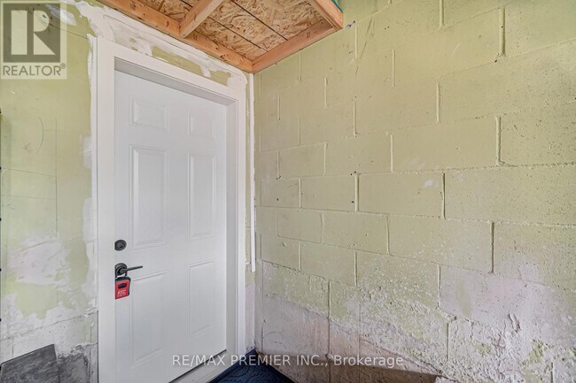 Photo du bâtiment - 60 Del Francesco Way