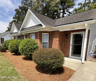 Building Photo - 3398 Westgate Dr