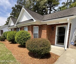 Building Photo - 3398 Westgate Dr