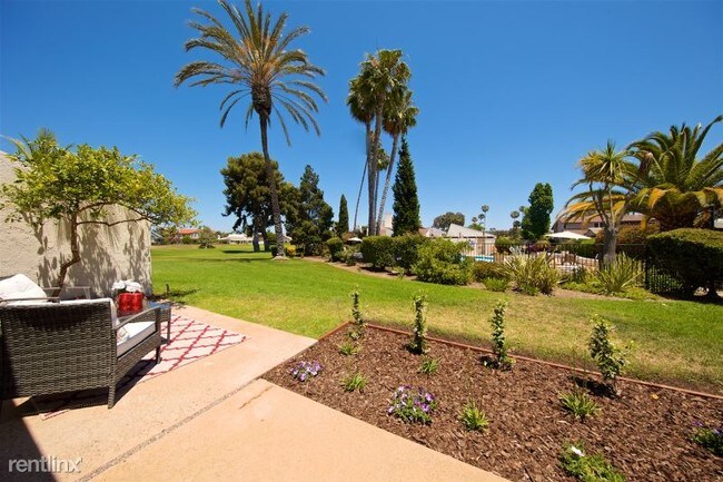 Building Photo - 3 br, 2 bath Condo - 139 Via Coronado