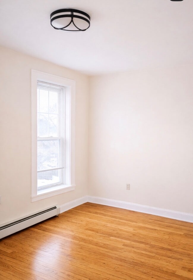 Foto del edificio - 753 Broadway