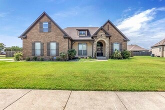 Building Photo - 806 Cherokee Trce