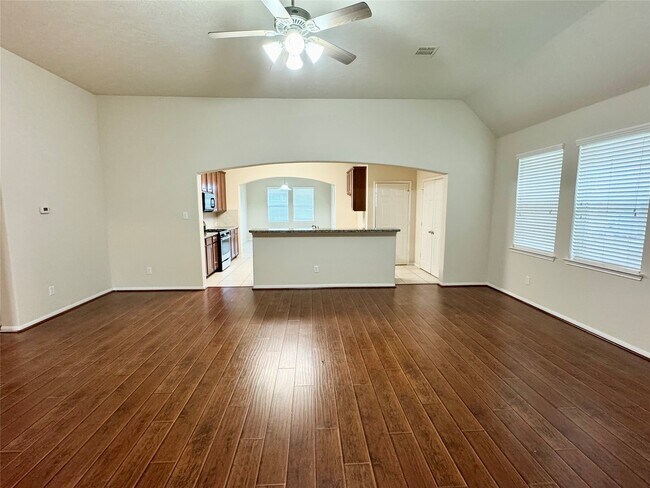 Building Photo - 26722 Mandrake Falls Ct