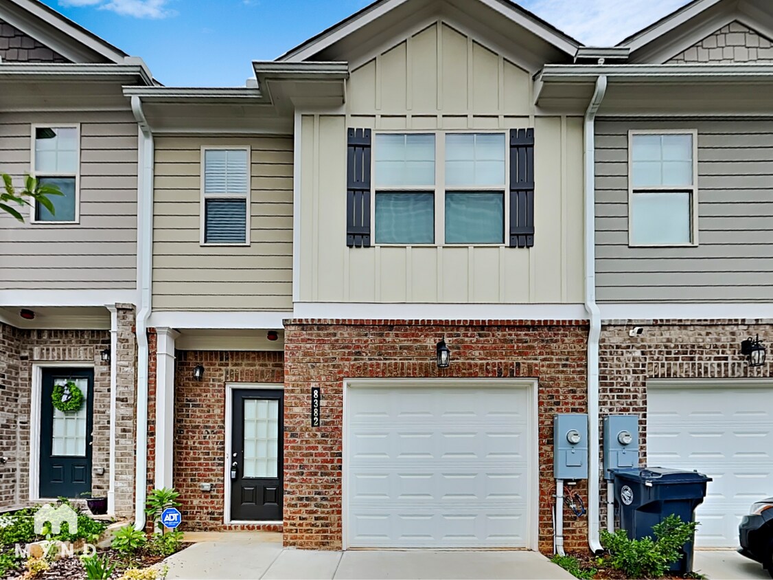 Foto principal - 8382 Douglass Trail