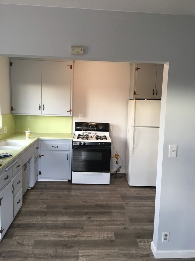 Foto del edificio - 10024 Ben Hur Ave