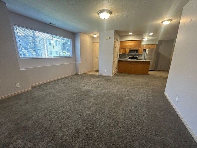 Foto del edificio - 2 Bedroom/1.5 Bathroom Condo in Washington Terrace