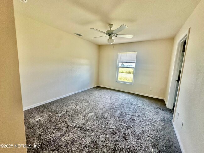 Foto del edificio - 1378 Sun Ln